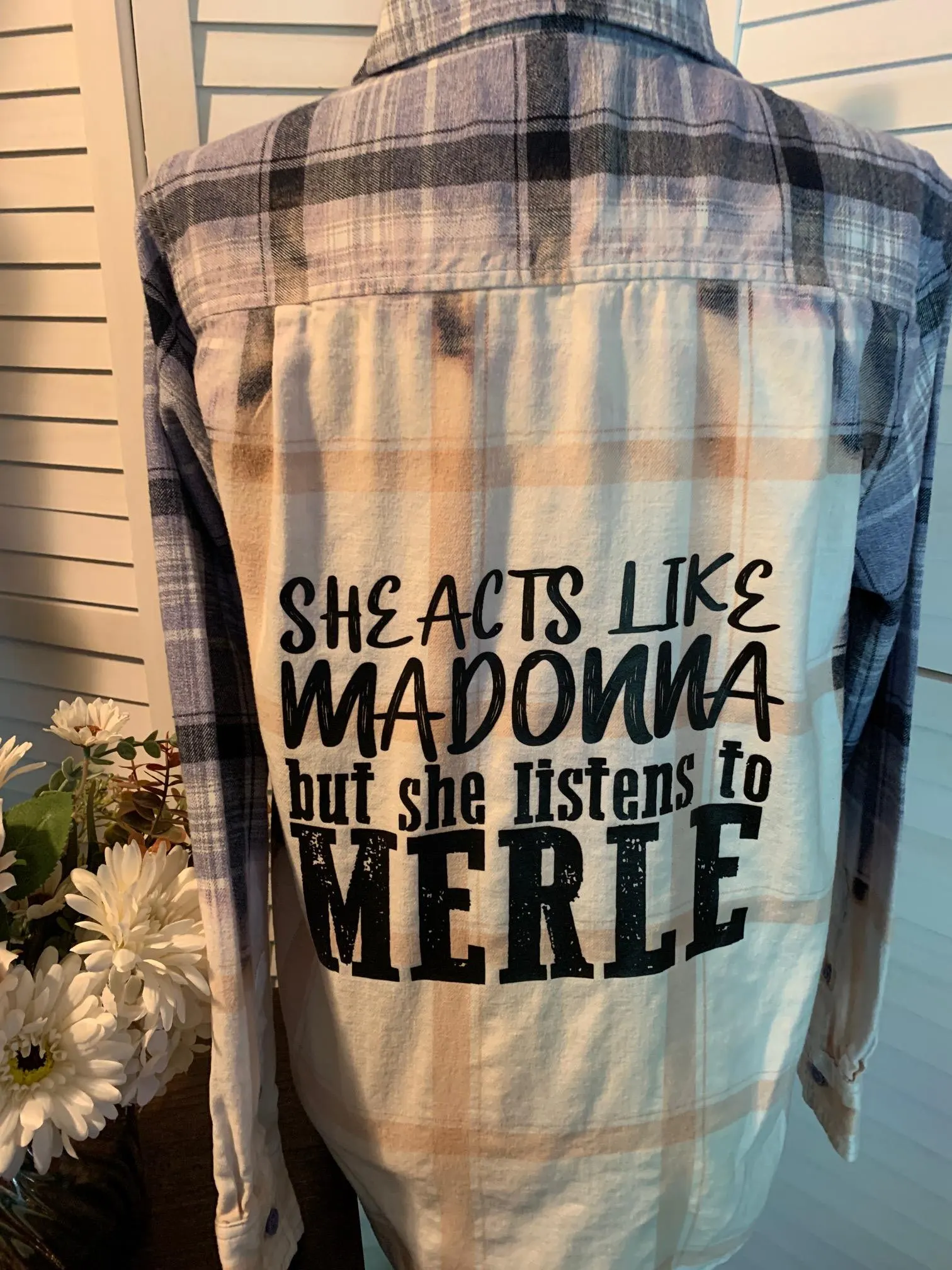 She Acts Like Madonna - Merle Flannel